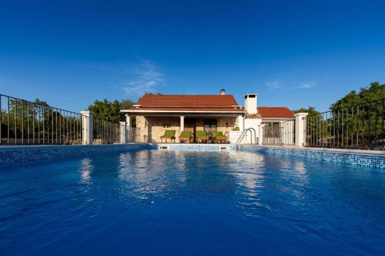 Villa Menalo Neum Bagian luar foto
