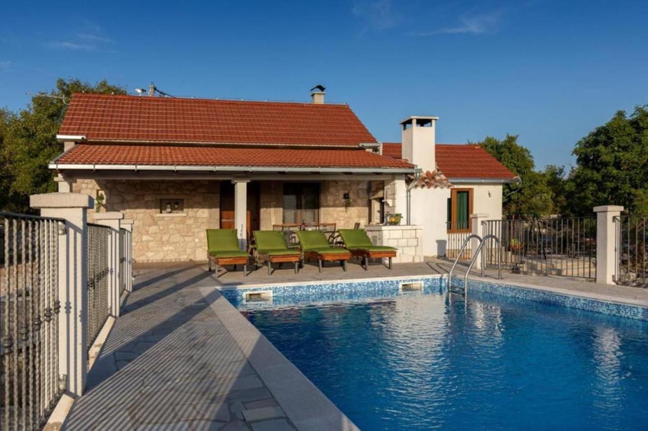 Villa Menalo Neum Bagian luar foto